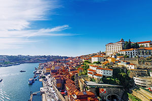 Roundtrip Porto